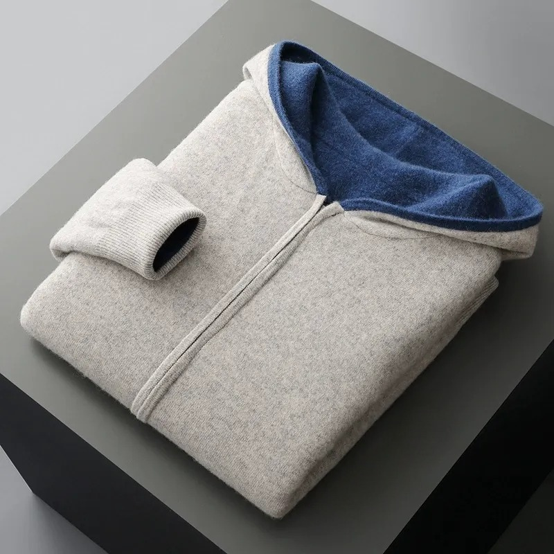 WOOL HOODIE