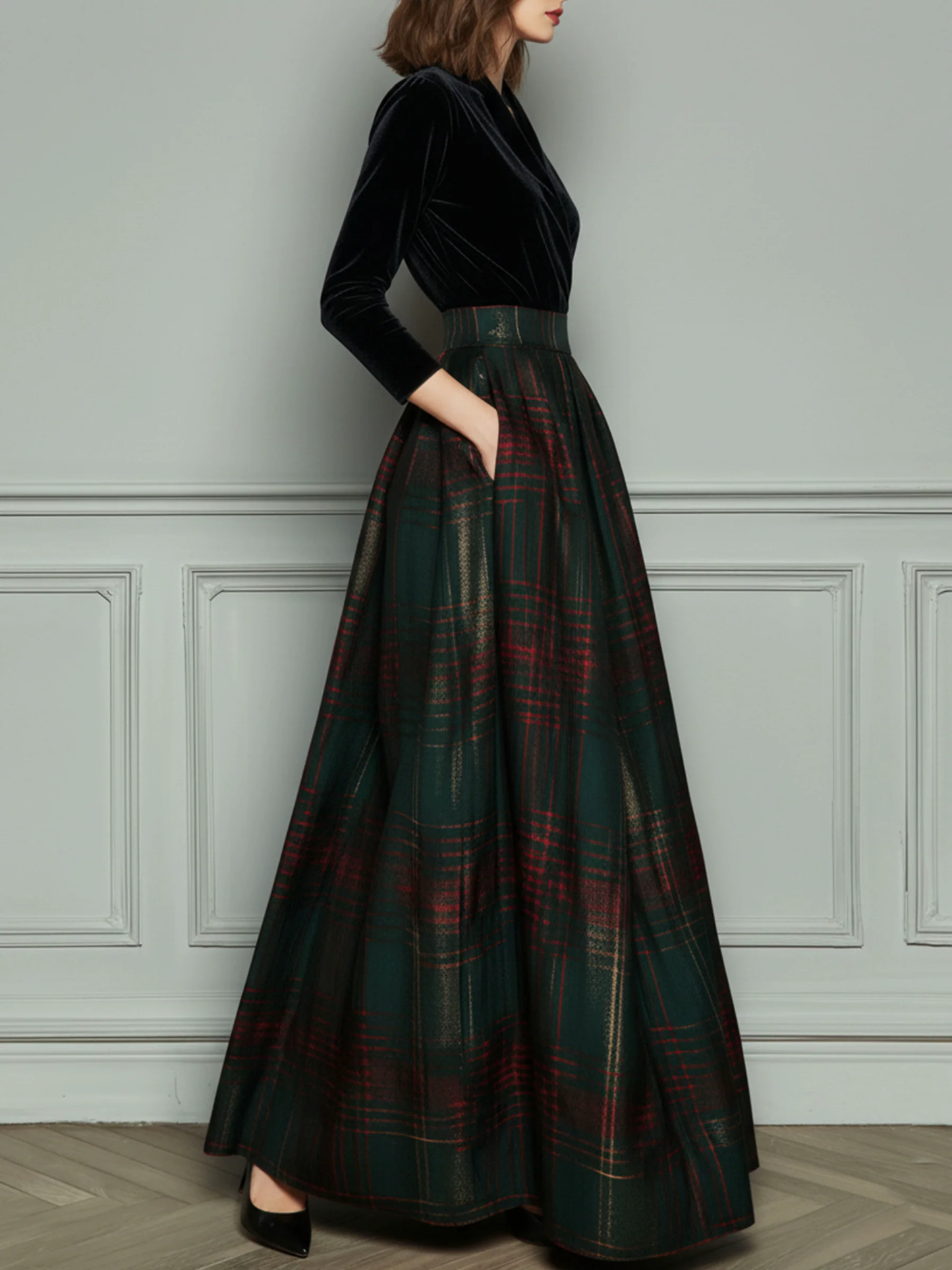 Black V-neck Velvet Green Plaid Patchwork Maxi Dress